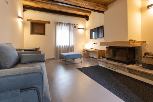 Castel del Giudice Hotel | Experience Borgotufi Albergo Diffuso with Oceanfront Views