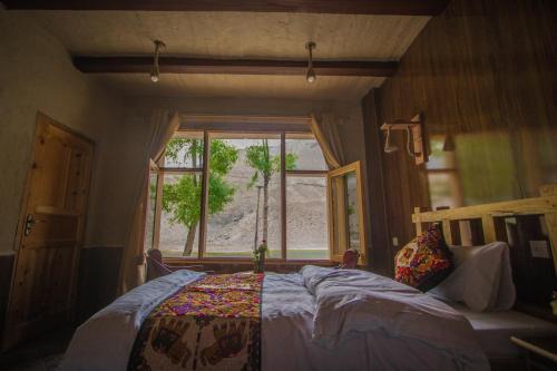 Hunza Hotel | Relax at Borith Lake Hotel & Resort with Family-Friendly Amenities