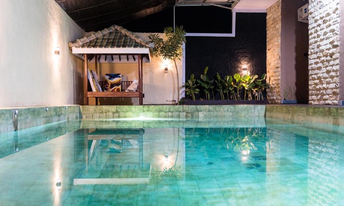 Banyuwangi House | Cozy Borobudur Homestay with Pool and Breakfast Included