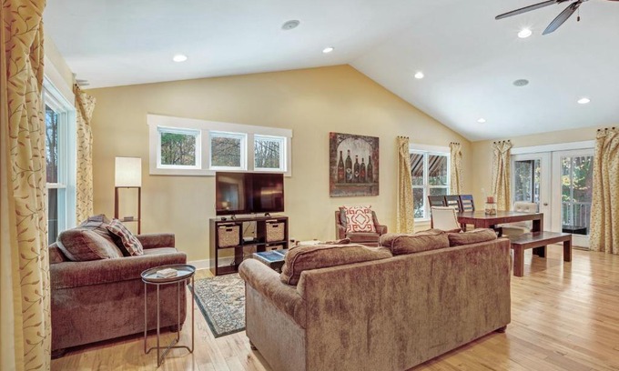 Saugatuck House | Elegant Borrowed Thyme: 4-Star Retreat with Hot Tub
