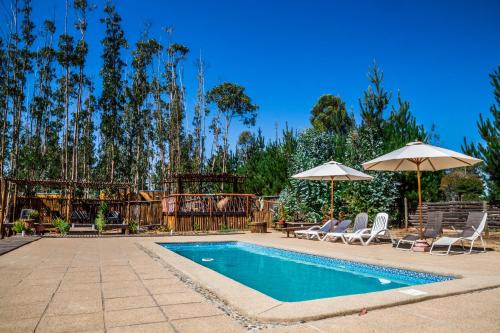 Algarrobo Cabin | Discover El Bosque Lodge: 5-Star Retreat with Hot Tub