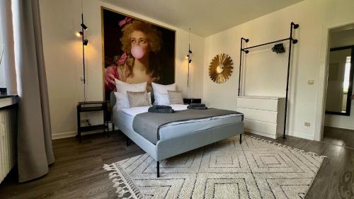 Mittelmeiderich Apartment | Modern Studio at BOSTEL 2: Perfect Location in Duisburg