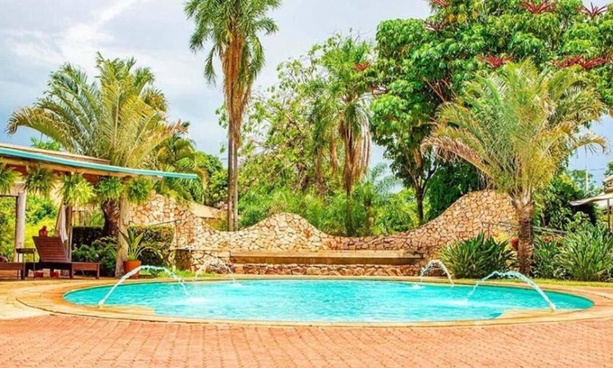 Aracatuba Hotel | Nature Retreat at Botânico Hotel Fazenda e SPA with Pool & Spa