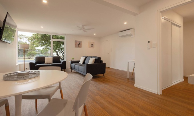 Warrnambool Apartment | Botanic Racecourse: 4-Star Gem with Family-Friendly Amenities