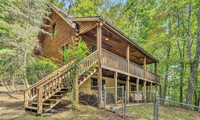 Bent Mountain Cabin | Bottom Creek Cabin