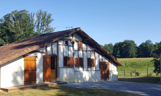 Goos House | Pet-Friendly Boudicq Gîte with Family Amenities Await