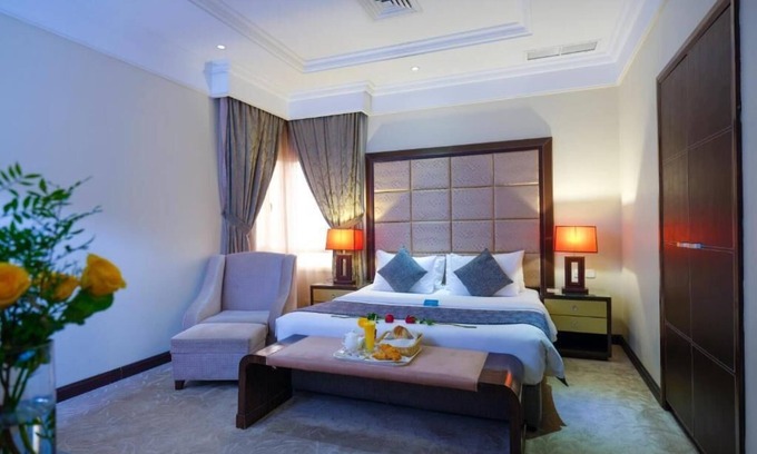 Fahaheel Apartment | Inviting Stay at Boudl Al Fahahil with Oceanfront Views