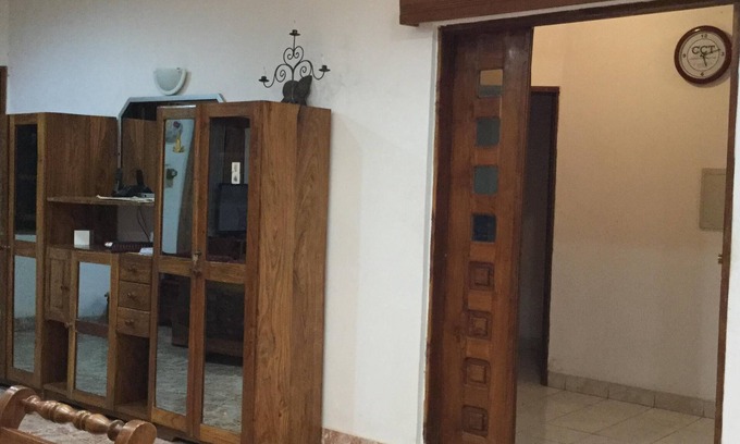 Lome House | Experience BOUGAINVILLIERS A DJIDJOLE with Pool & Breakfast