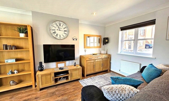Gloucester House | Boughton 3 Bed Semi by Fortuna Property