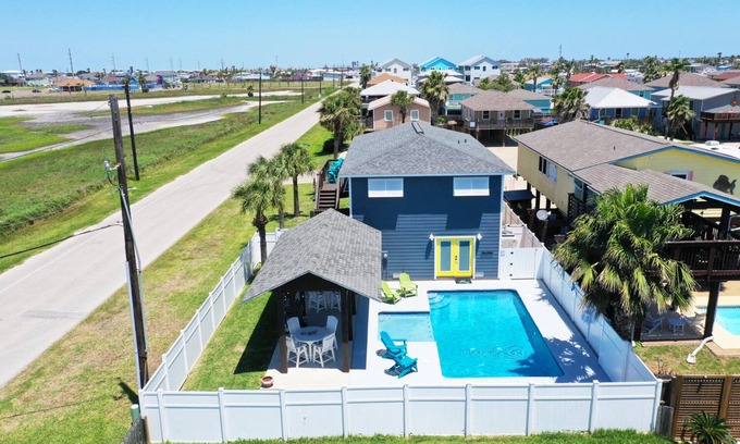 Leeward Sands House | Indulge at Boujee Pelican: Private Pool & Ocean Views