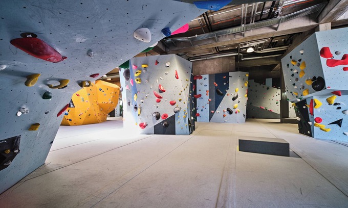 Leonding Hotel | Discover Boulderbar Hotel Linz: Family-Friendly Stay