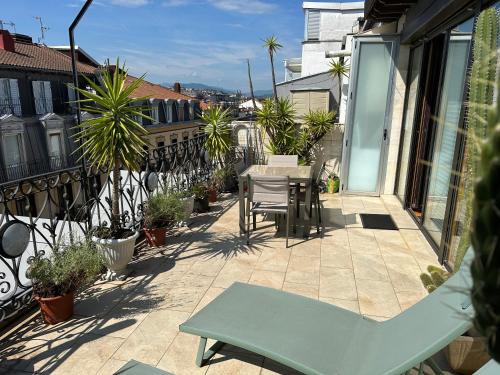 Old Town Apartment | Family-Friendly Boulevard Apartmento - 4-Star Stay, Highly Rated
