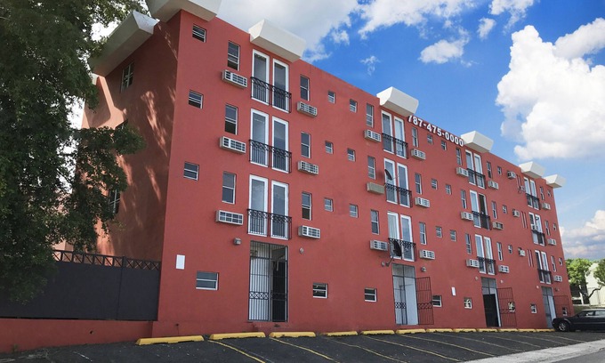 Mayaguez Pueblo Apartment | Family-Friendly Stay at Boulevard Park IV 406