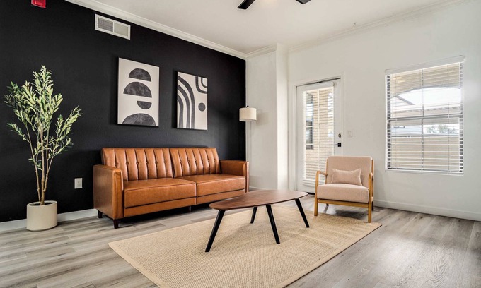 Chandler Apartment | Boulevard Stays Quiet Modern 2BR Pickleball, Pool, Parking, Gym 03