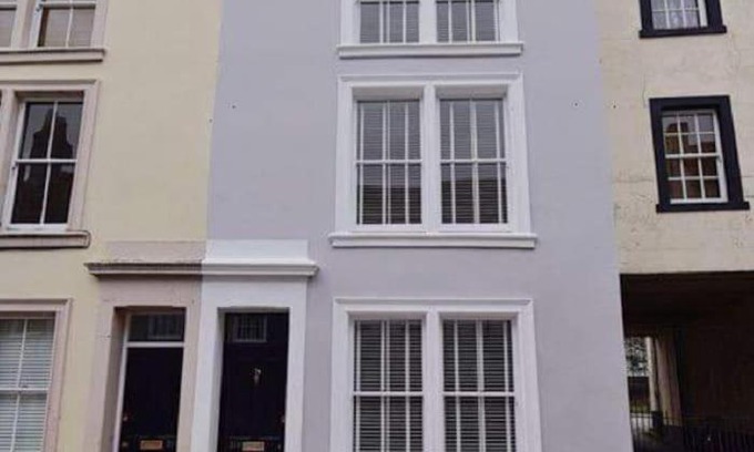 Whitehaven House | Inviting Bounty Town House in Cumbria with Hot Tub
