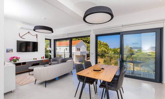Lopud Island Apartment | Boutique 2 bedroom apartment with terrace