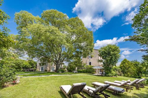 Smoljanci Apartment | Explore Boutique B&B Stancija 1904 with Oceanfront Views