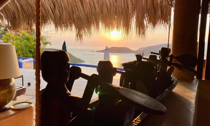 Playa Las Gatas House | Charming Boutique Home Near Zihuatanejo Bay and Beach