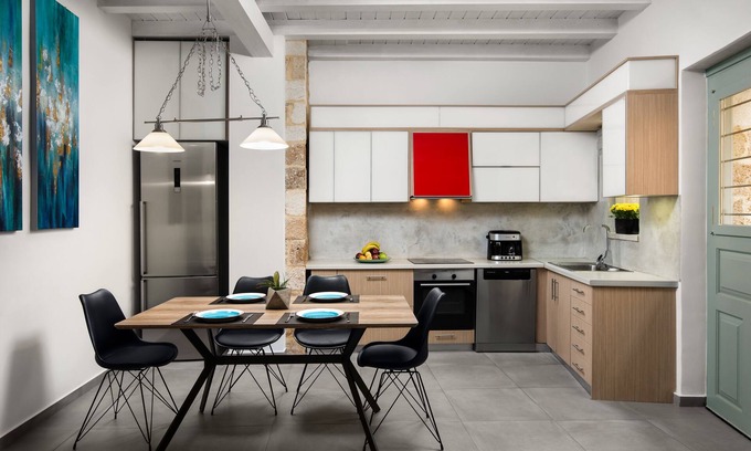 Old Town House | Tranquil Boutique Home with Rooftop Garden Near Harbor