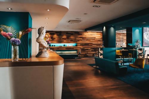 Ludwigsvorstadt-Kliniken Hotel | Pet-Friendly Boutique Hotel Atrium München with Hot Tub