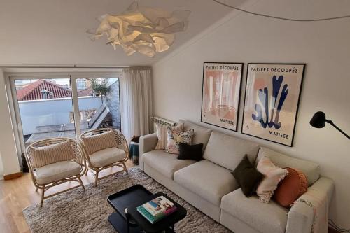 Sao Martinho do Porto Apartment | Idyllic Boutique Rooftop with Ocean Views & Family Friendly