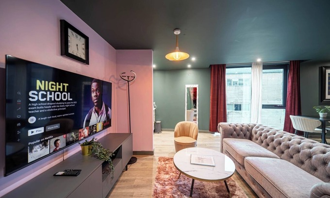 Sheffield Apartment | Boutique Studio with Designer Finishes – APT 16