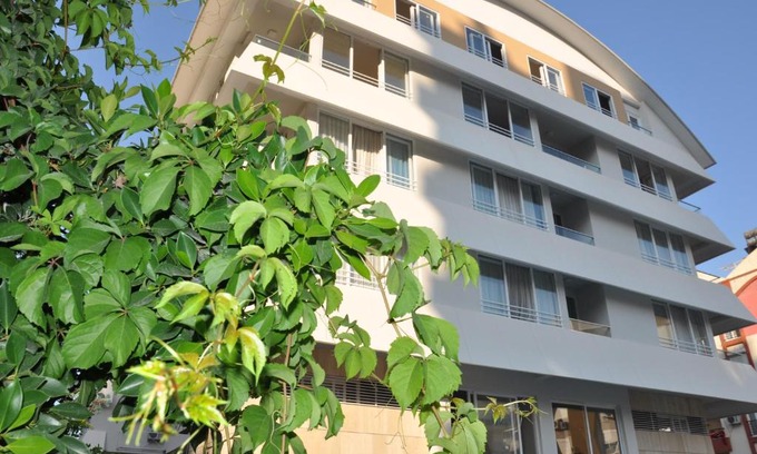 Konyaalti Apartment | Relaxing Boutique Suite Mim-A with Pool & Ocean Views