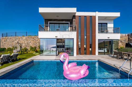 Geris Villa | Discover Bovilla Hotel Yalıkavak with Oceanfront Pool Access
