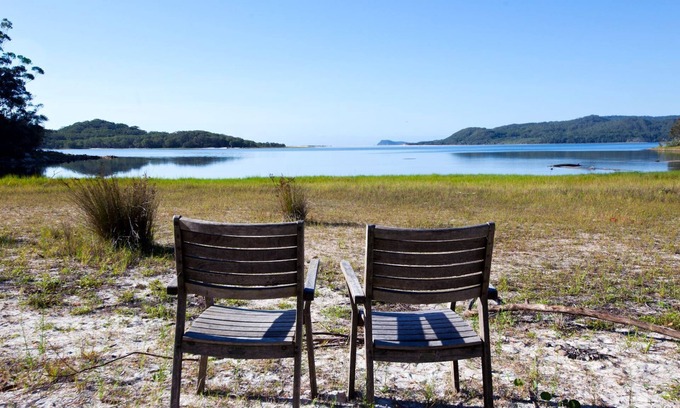 Smiths Lake House | Relax at Bowerbird House with Ocean Views & Pet-Friendly Fun