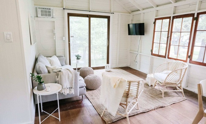 Winnipeg Beach Cabin | Bright and Beachy Vintage Cabin with Family-Friendly Amenities