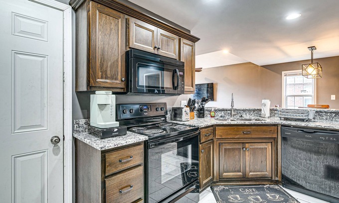 Bowling Green House | Inviting Bowling Green Duplex Near Downtown with Great Amenities