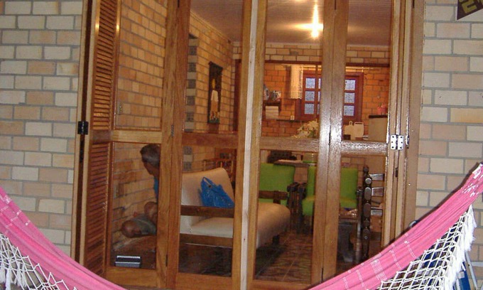 Arroio Teixeira House | Relax at Paria's House - Enjoy Poolside Ocean Views