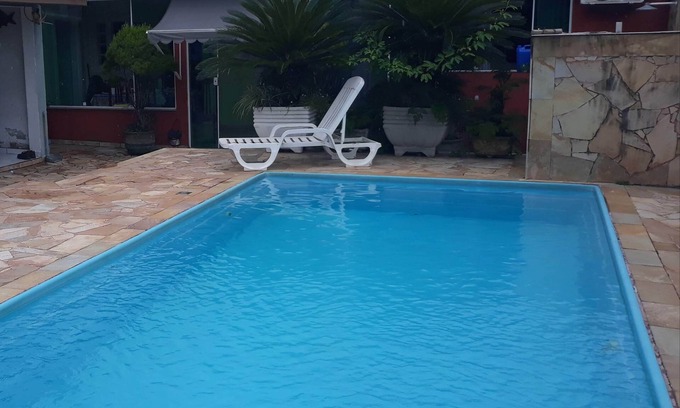 Balneario Praia do Pernambuco House | Discover House Pernambuco Beach: Pool, BBQ & Family-Friendly