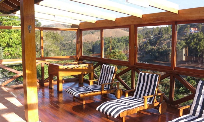 Loteamento Jardim Veu da Noiva Cottage | Cozy Retreat in Jordan Fields with Family-Friendly Amenities