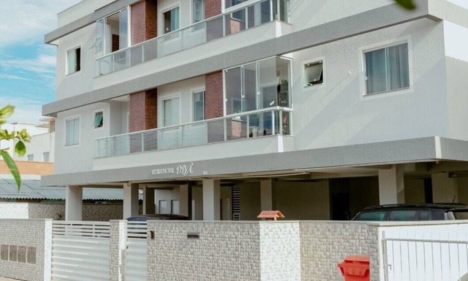 Ingleses do Rio Vermelho Apartment | Cozy 2-Bedroom Apartment in Ingleses, Pet Friendly Stay