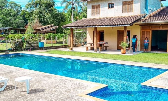 Centro House | Discover Sitio em São Lourenço da Serra for Family Getaways