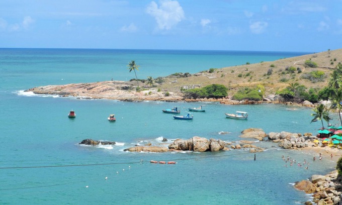 Santo Agostinho Apartment | Guest Rated 10/10: Beachfront Apartment at A Beira Mar