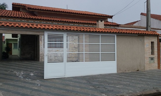 Jardim Imperador House | Cozy Casa Para Locação in Peruíbe - Steps to the Beach
