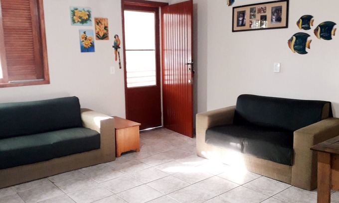 Boraceia House | Relaxing Getaway at Praia da Boraceia, Steps from the Sea