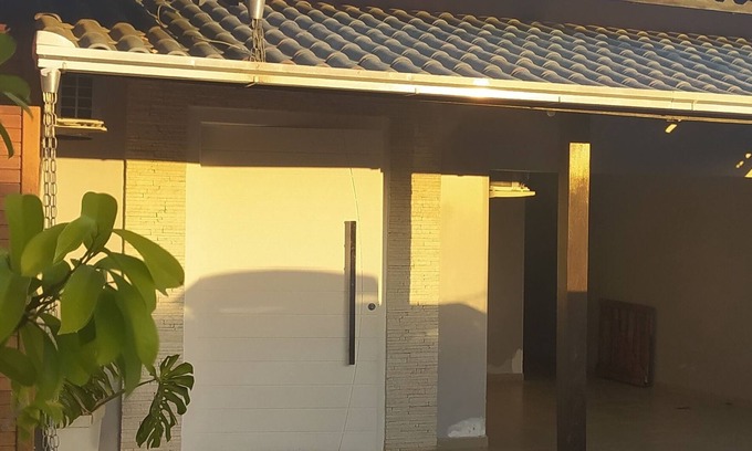Praia da Armacao do Itapocoroi House | Ideal Getaway Near Parque Beto Carrero with Ocean Views