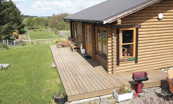 Glenfarg Cottage | Serene 1 Bedroom Retreat in Glenfarg with Spa & Hot Tub