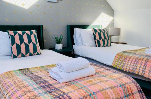 Ogden House | Comfortable Brackenhill Lodge Halifax - Pet & Child Friendly