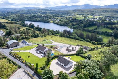 Creeslough House | Experience Bradleys Cottage in Creeslough: Guest Rated 9.9