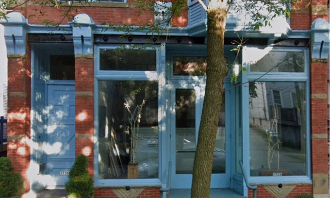 Lower East Side Apartment | Modern 2 Bedroom Unit with Kitchen & Child-Friendly Features
