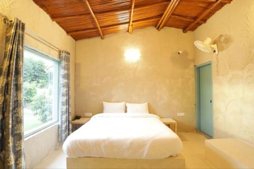 Gurugram House | Discover Brahmaputra Cafe and Resort: Family-Friendly Retreat