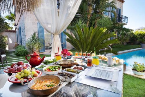 Hacımemis Hotel | Discover Bramasole Alaçatı Butik Hotel with Oceanfront Views