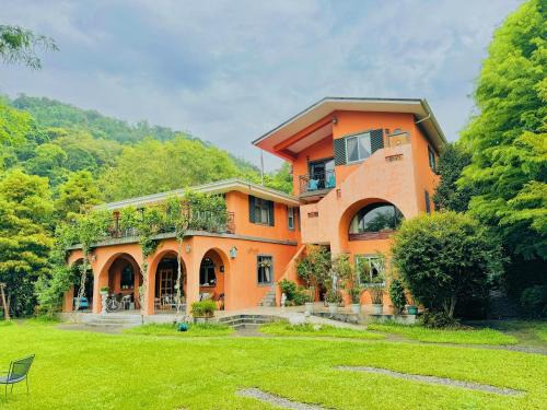 Puli House | Bramasole B&B: Oceanfront Retreat with Top Amenities