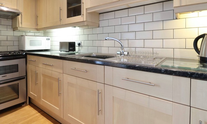 Cuddington Cottage | Bramble Lodge