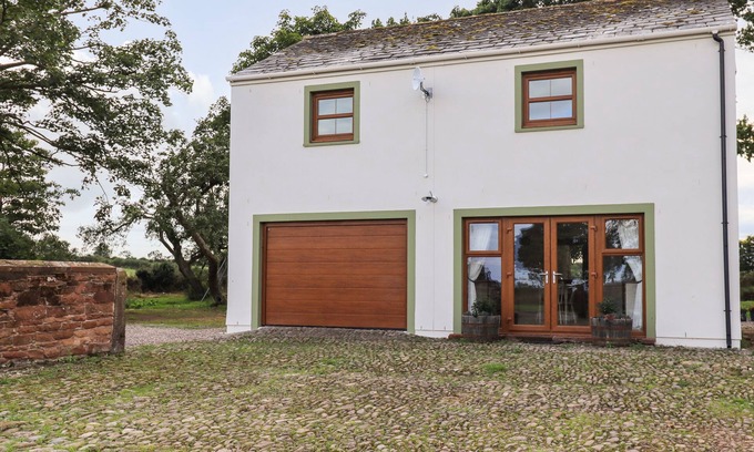 Wigton Cottage | Cozy Bramblewood Cottage: Character Stay in Bassenthwaite