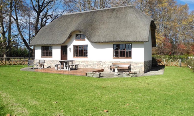 Himeville House | Child-Friendly Brambly Cottage with Kitchen & Perfect Rating